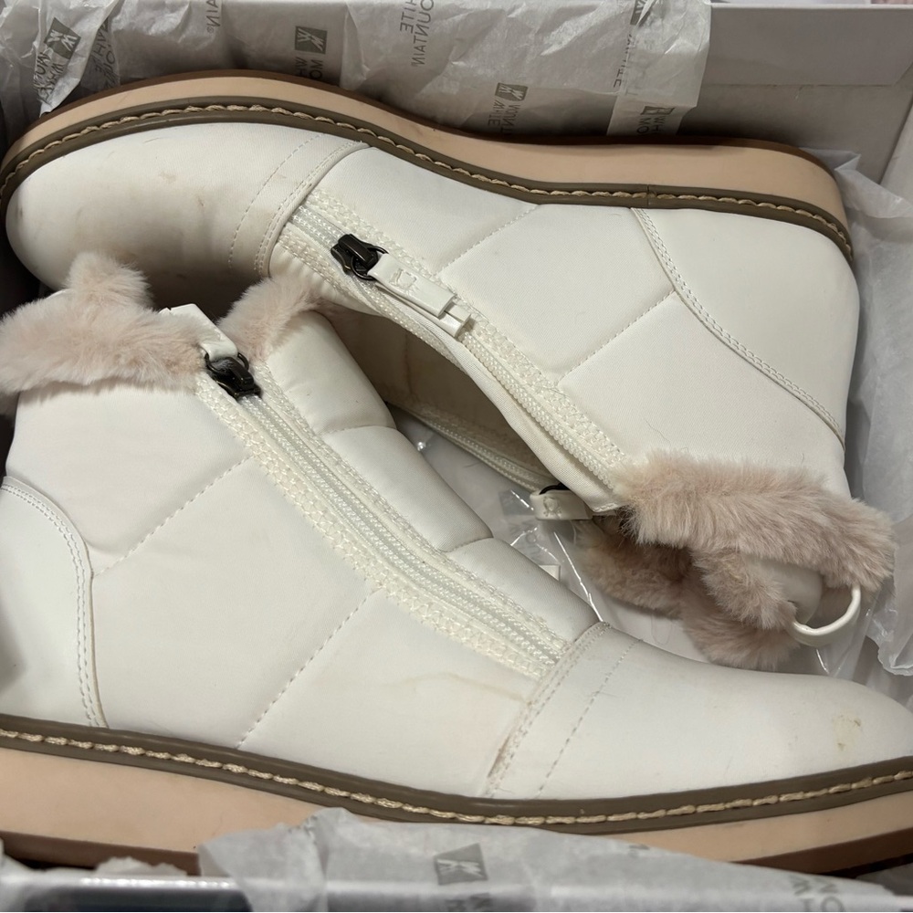 Women's White Fur-Lined Ankle Boots
